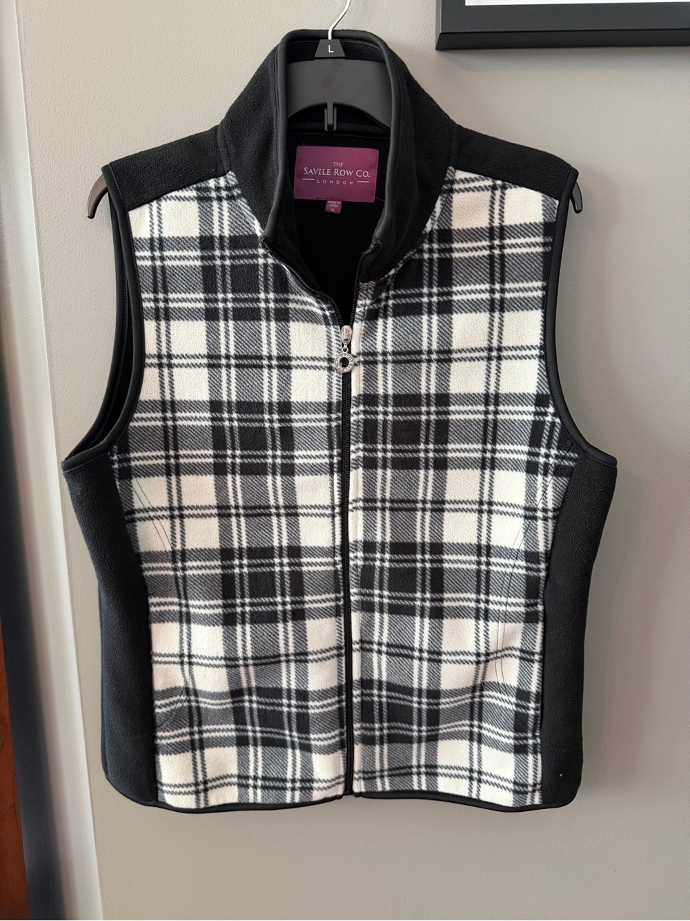 The Savile Row Co. Women’s Black & White Plaid Fleece Vest
